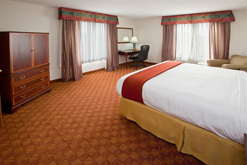Holiday Inn Express & Suites Shelbyville By Ihg Bilik gambar